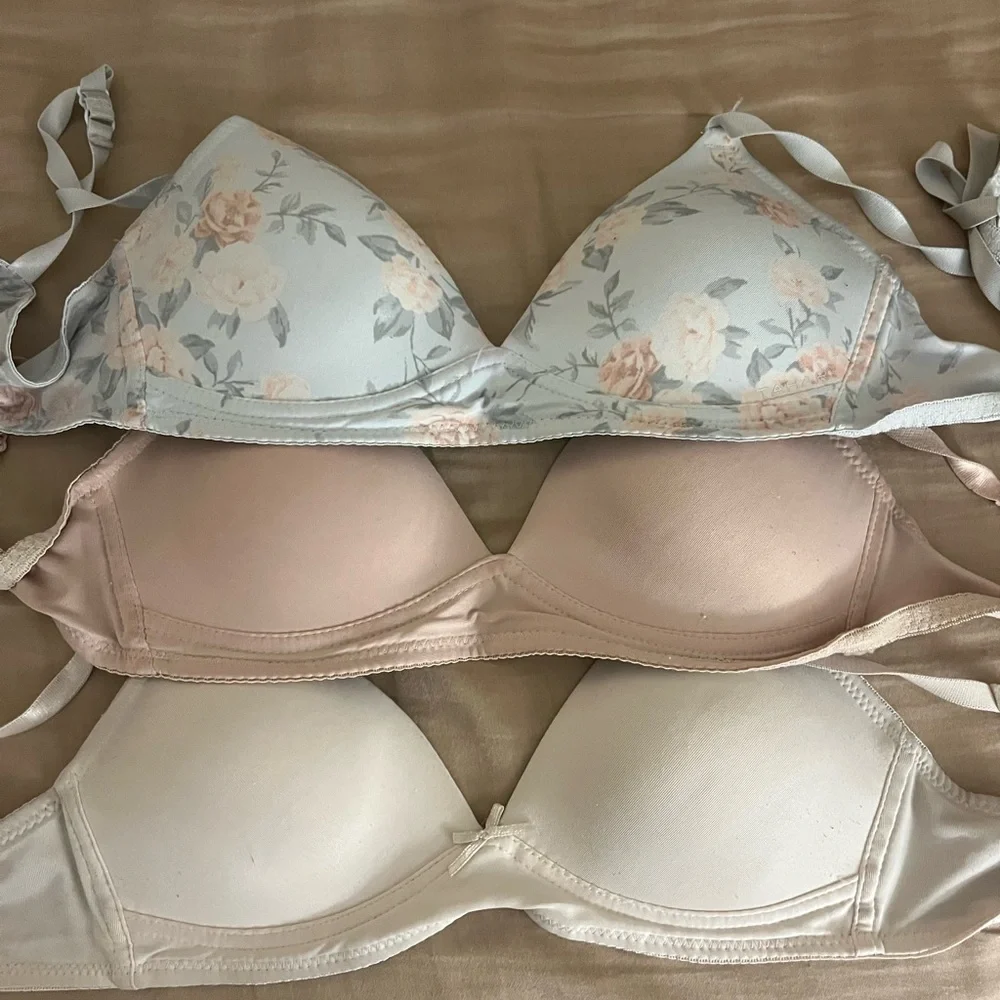 Bra bundle!! - Picture 2 of 3